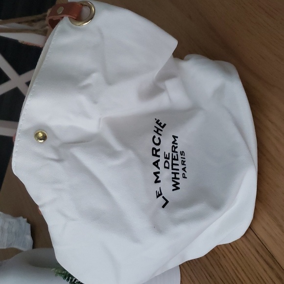 Stylish Canvas Shoulder Bucket Bag. - Picture 5 of 9